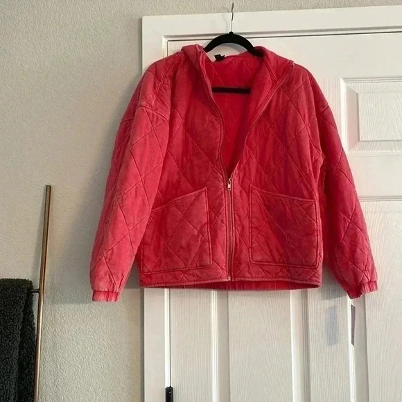 NWT Pink Zip Front Hoodie - Picture 1 of 4